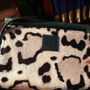 Giuseppe Zanotti set